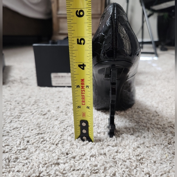 Yves Saint Laurent Crocodile Logo Black Heels 36 - Picture 13 of 16